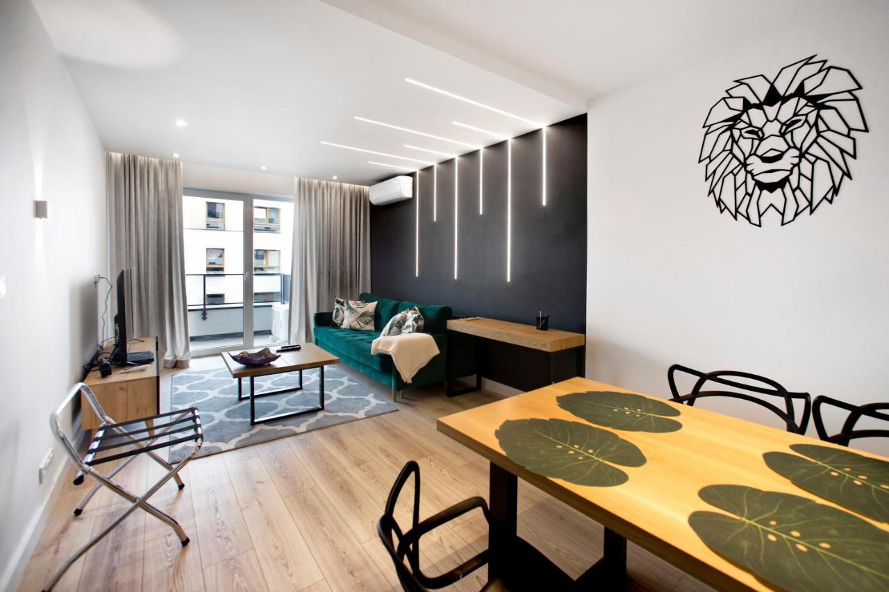 P&O Serviced Apartments Group Komputerowa Varsó Kültér fotó