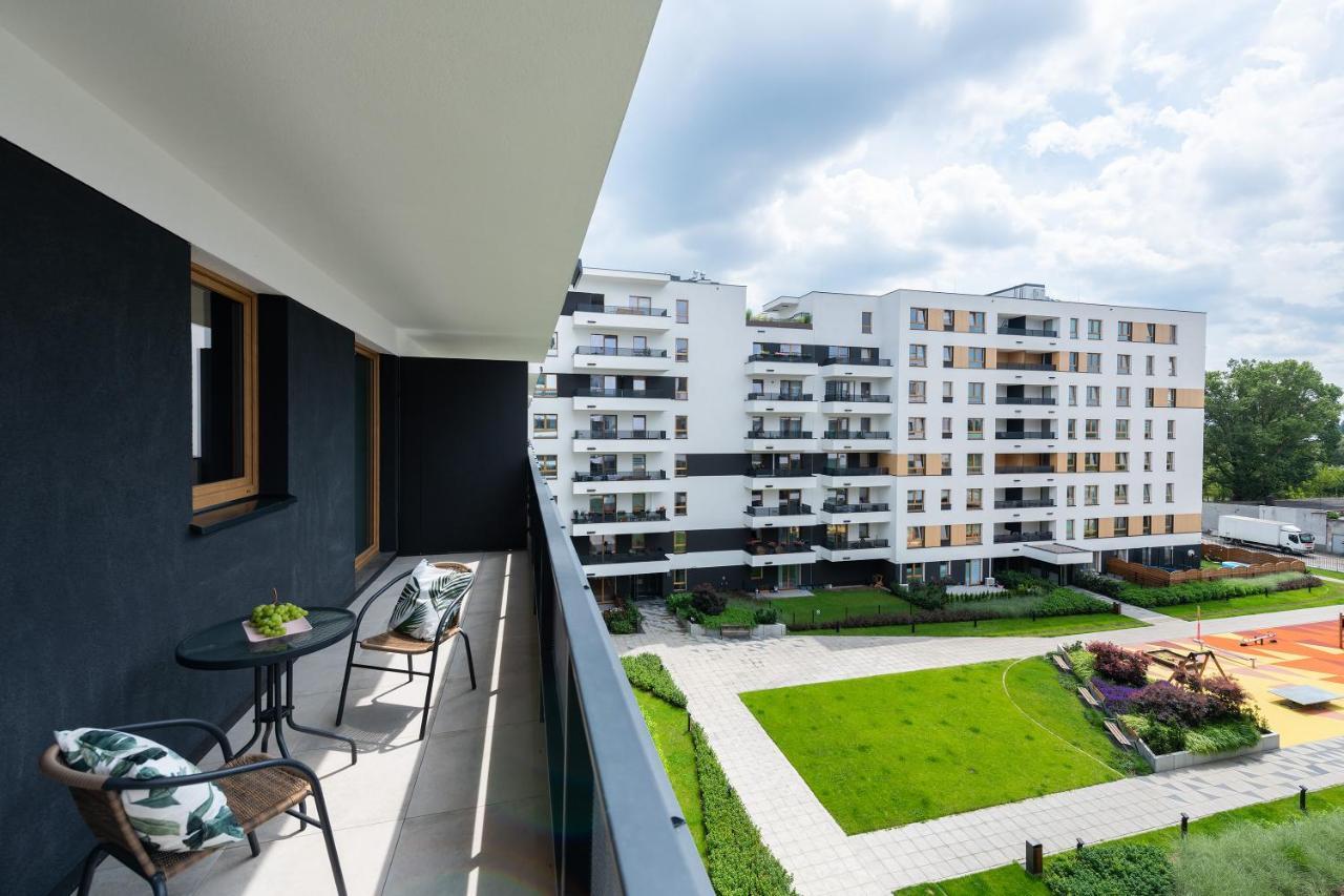 P&O Serviced Apartments Group Komputerowa Varsó Kültér fotó
