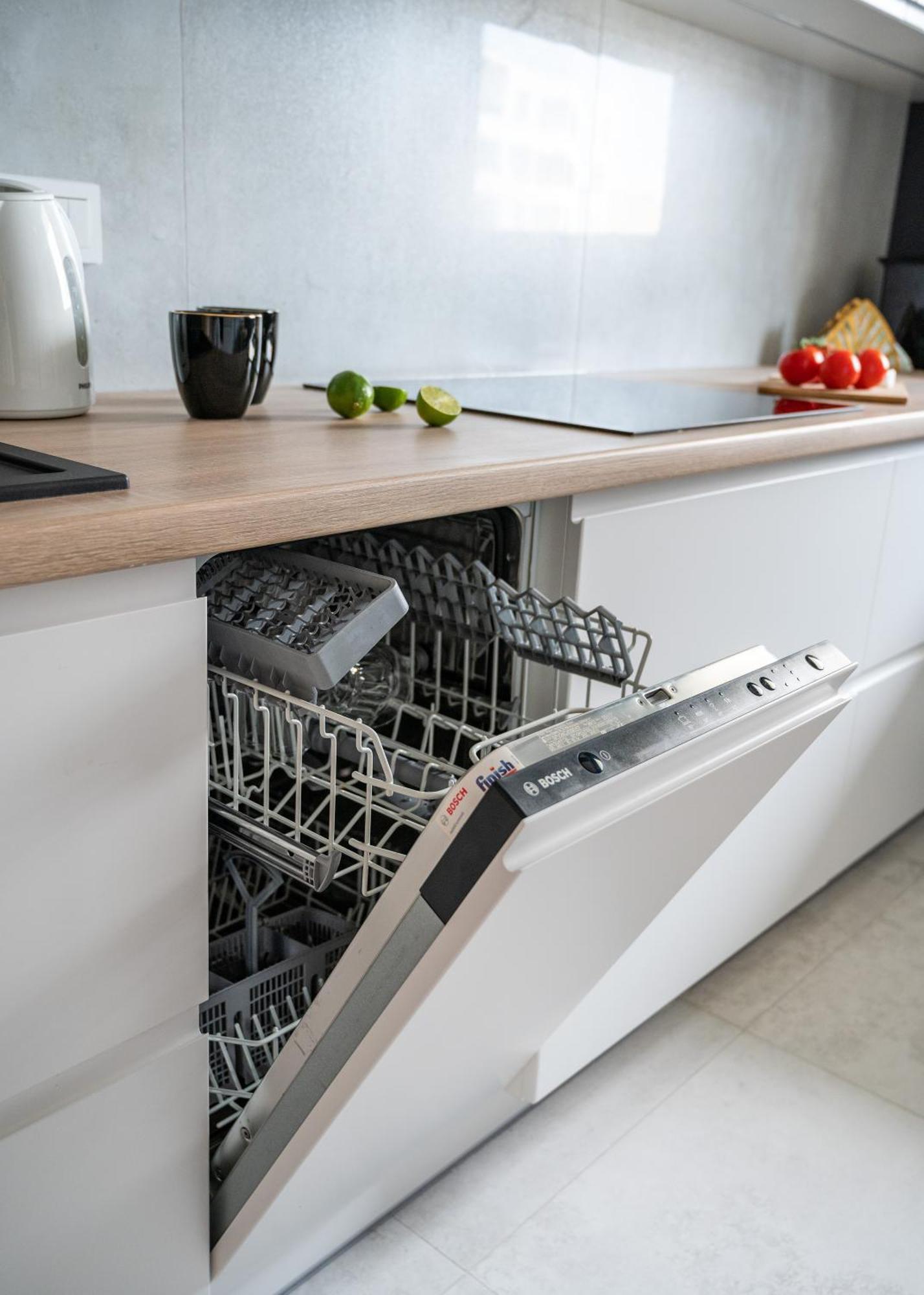 P&O Serviced Apartments Group Komputerowa Varsó Szoba fotó