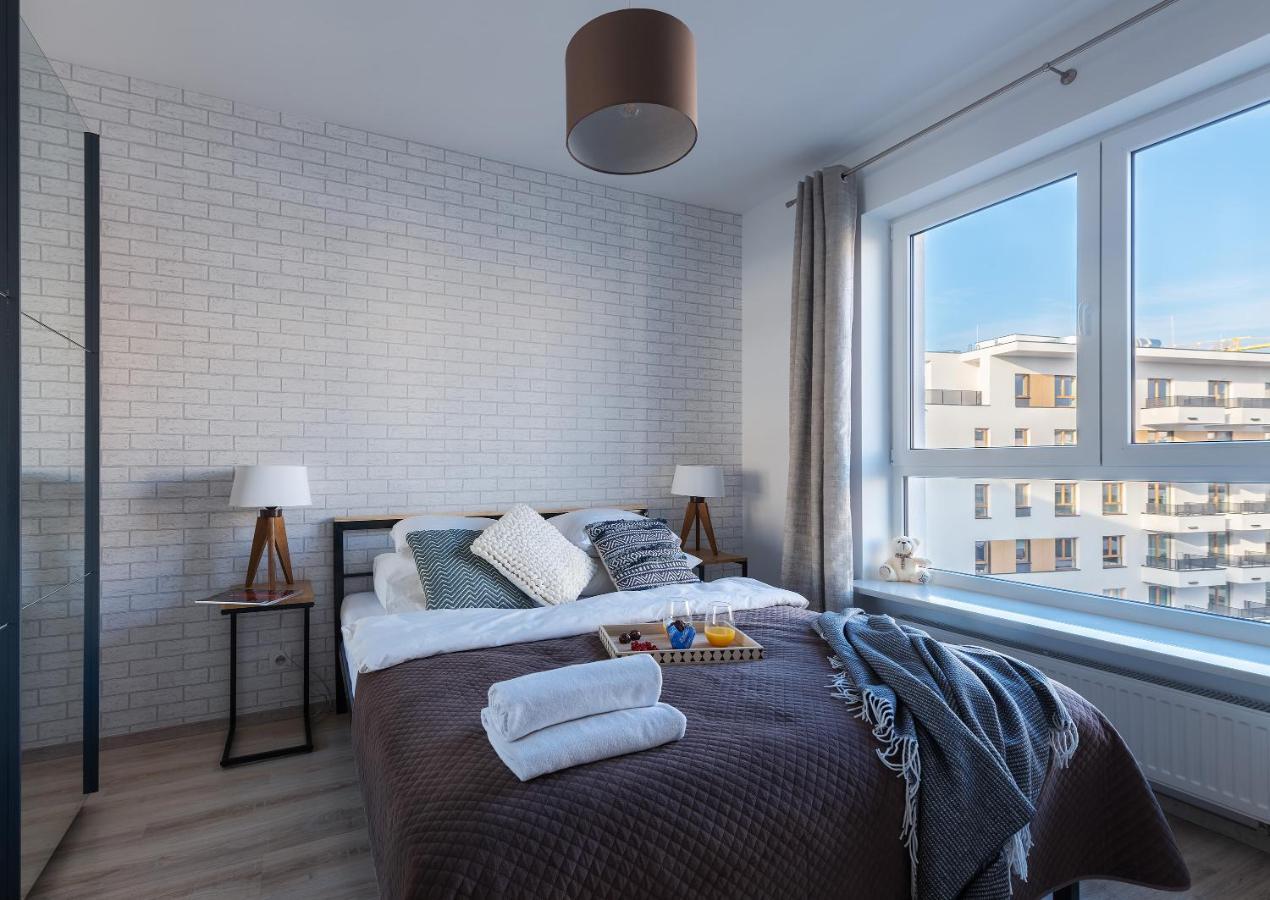 P&O Serviced Apartments Group Komputerowa Varsó Kültér fotó