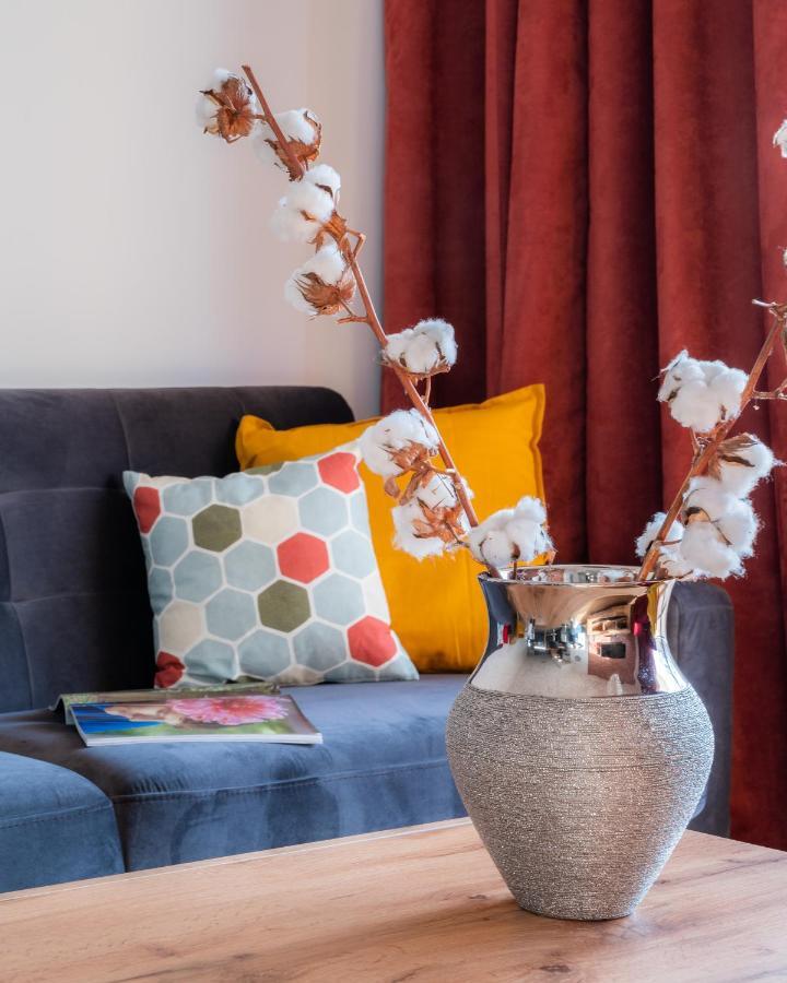 P&O Serviced Apartments Group Komputerowa Varsó Kültér fotó