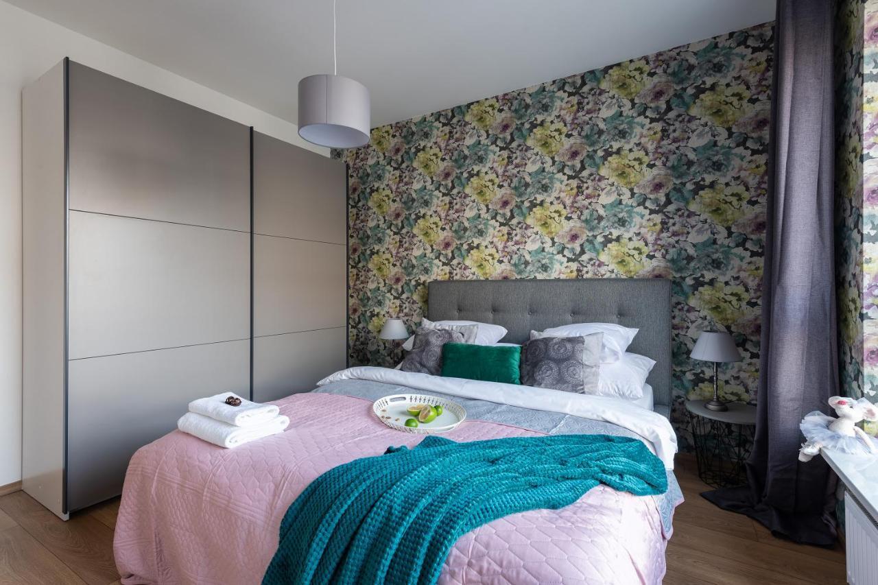 P&O Serviced Apartments Group Komputerowa Varsó Kültér fotó